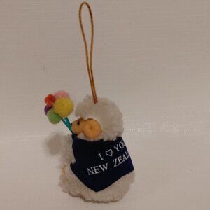 ADORABLE New Zealand Souvenir RAM I Love You Balloons VINTAGE